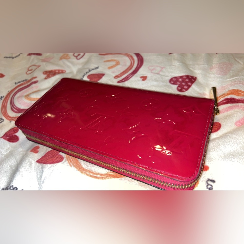 Louis Vuitton Red Vernis Long Zip Wallet